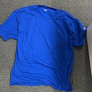 Champion tee xl // 050860